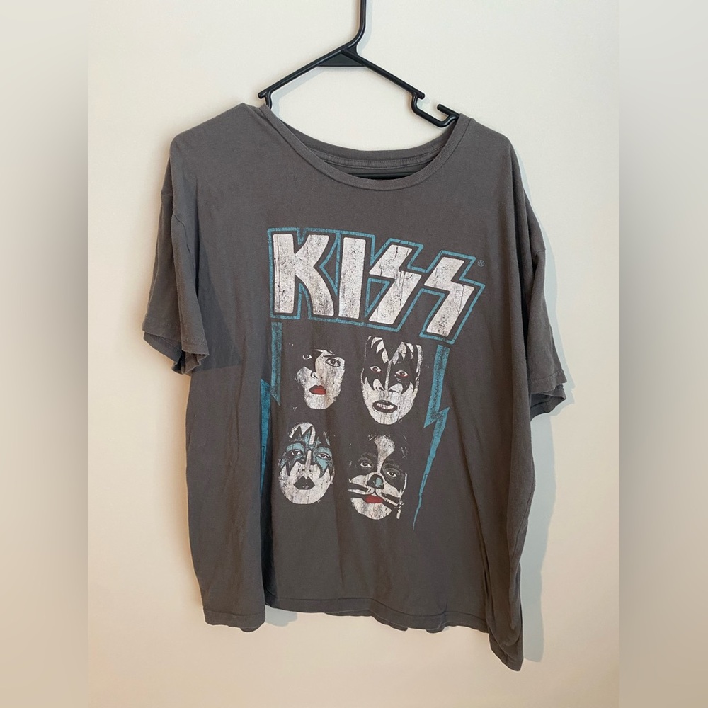 Kiss Band Logo Short Sleeve Tee - Charcoal with Teal Accents